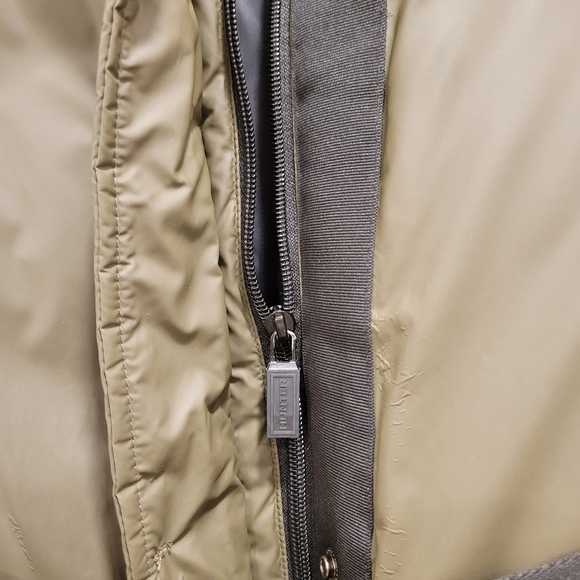 Hunter Dark Green Puffy Waterproof Winter Coat - Picture 5 of 7